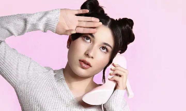 Ayumi estreia no cenário musical com o single “Loucura Minha”